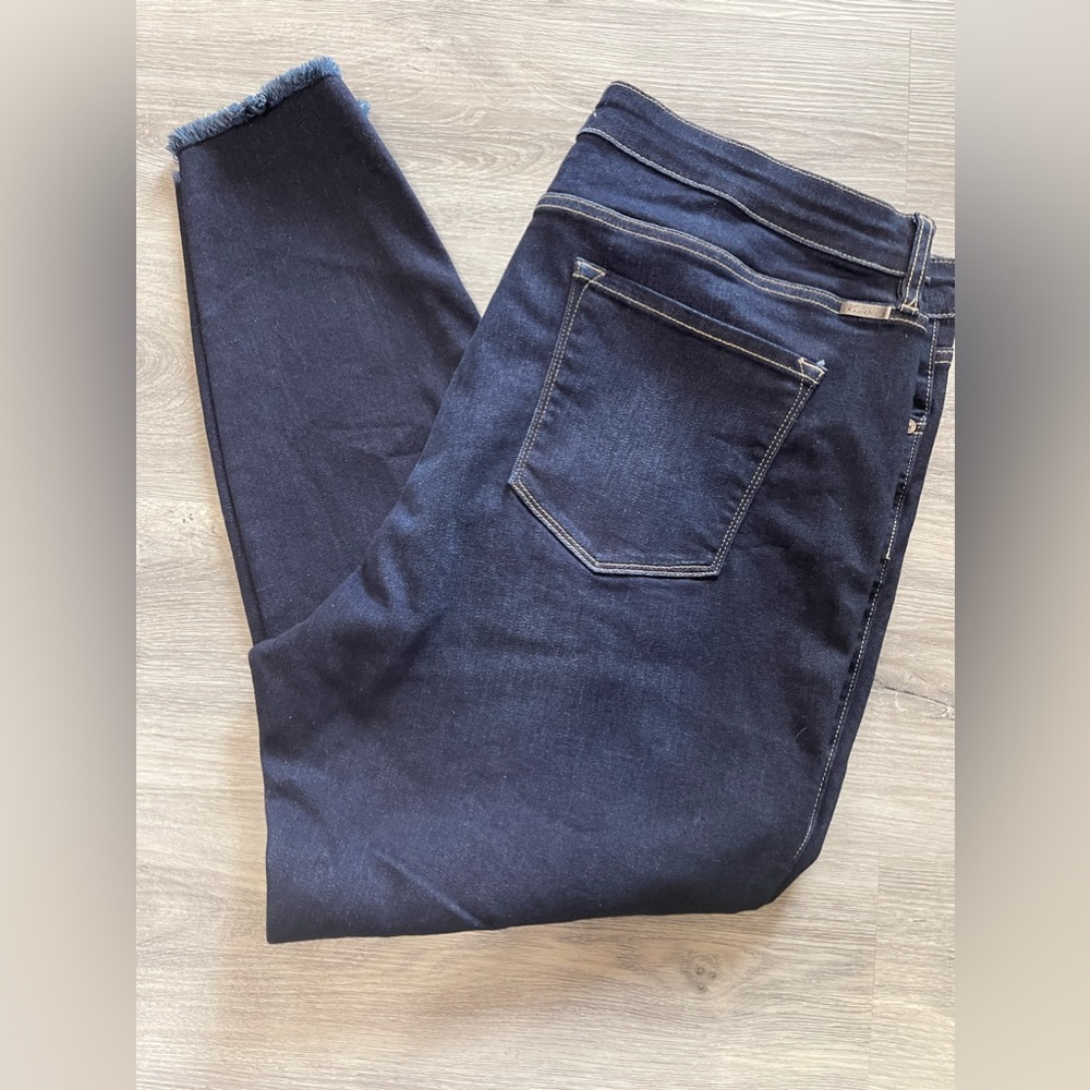 KanCan 22W Skinny Jeans
